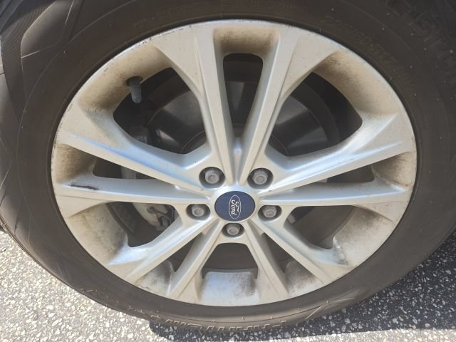 Used 2019 Ford Escape SE FWD image 9