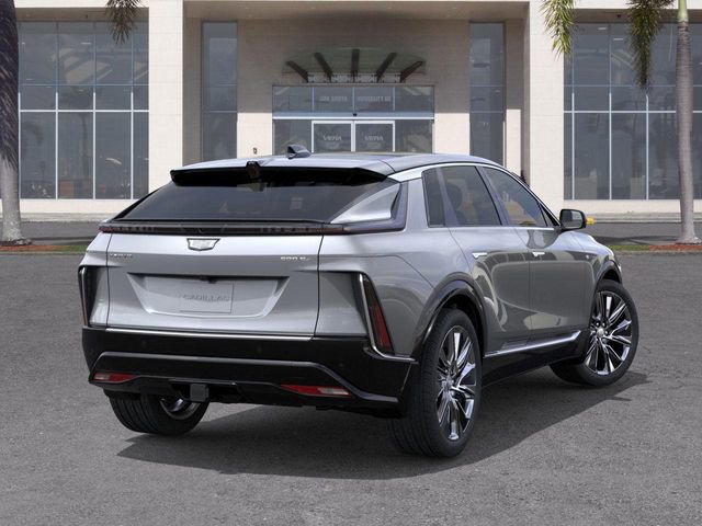 New 2025 Cadillac Lyriq Luxury w/ LPO, Floor Liner Package image 4