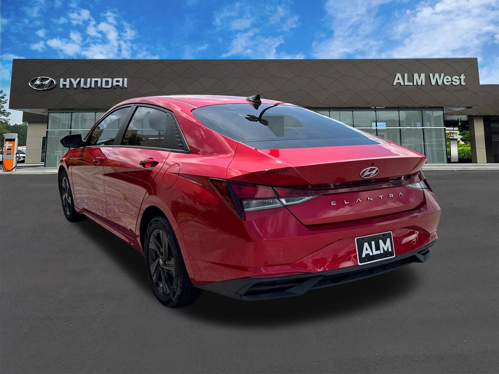 Used 2022 Hyundai Elantra SEL w/ Convenience Package FWD image 7