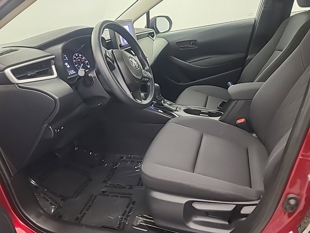 Used 2025 Toyota Corolla LE FWD image 27