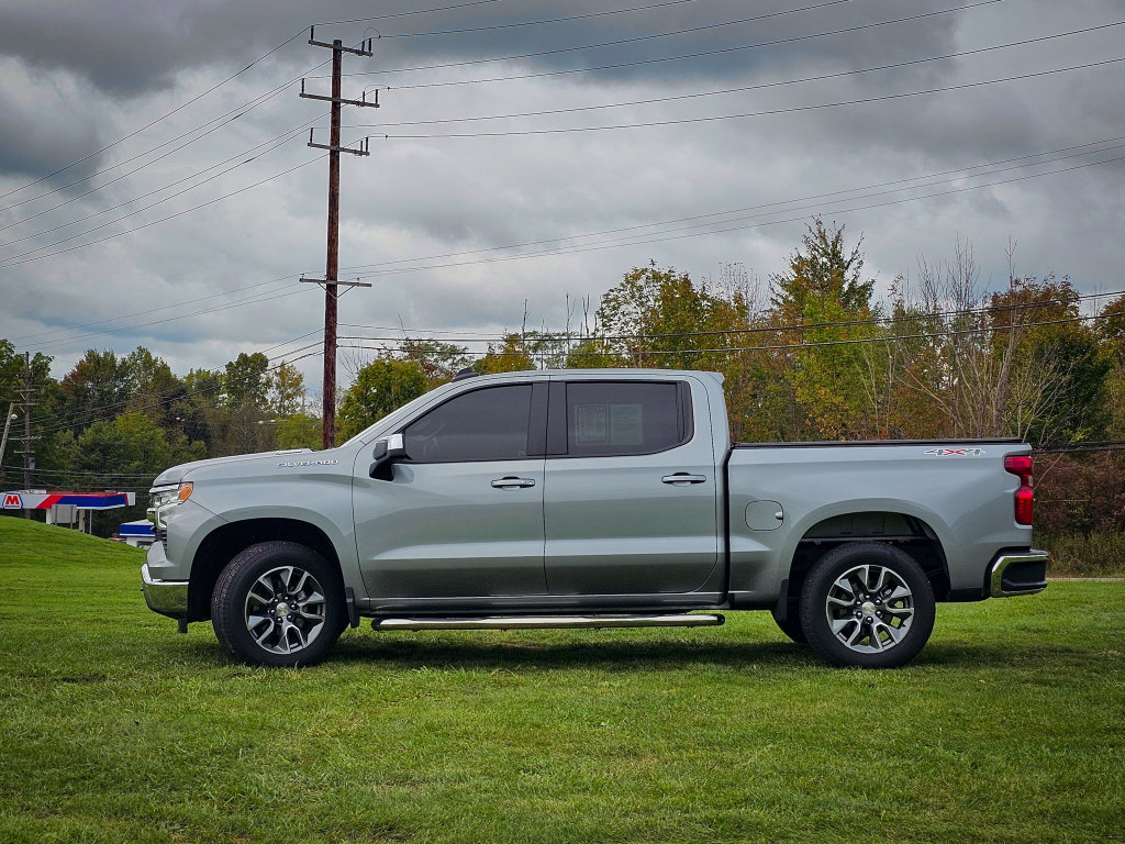 Used 2026 Chevrolet Silverado 1500 LT AWD/4WD image 7