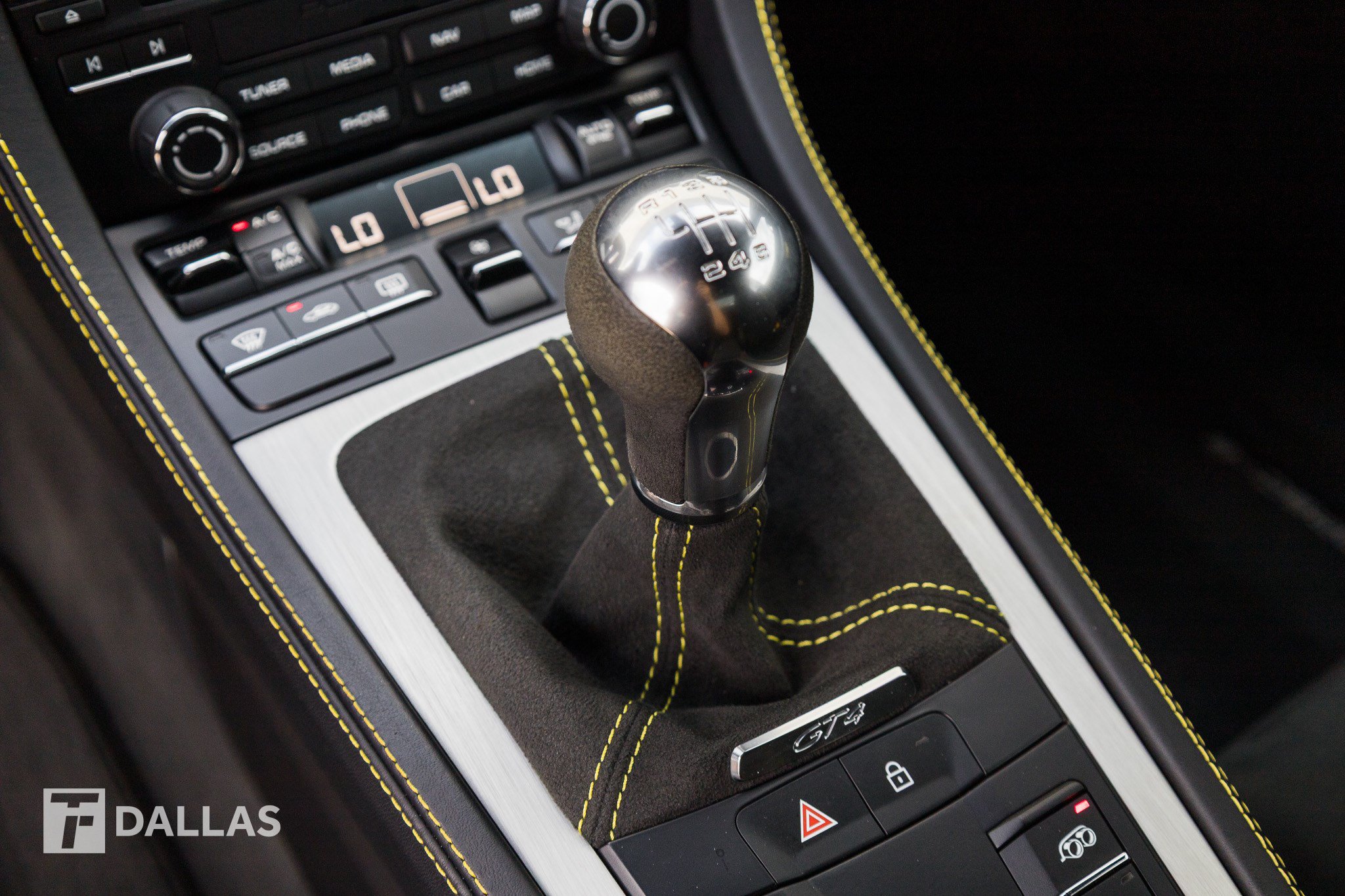 Used 2023 Porsche 718 Cayman GT4 RWD image 31