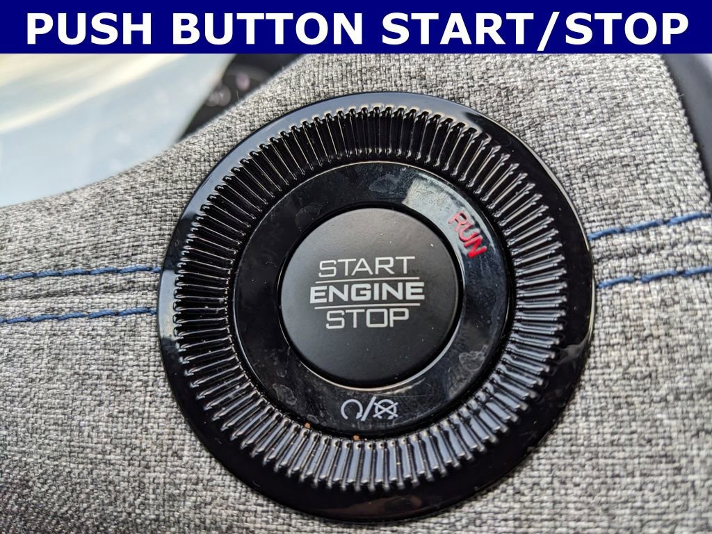 Certified 2025 Jeep Compass Latitude image 13