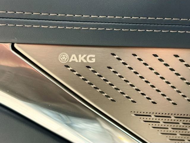 New 2026 Cadillac Escalade IQ Sport 2 w/ LPO, ONYX Package image 18