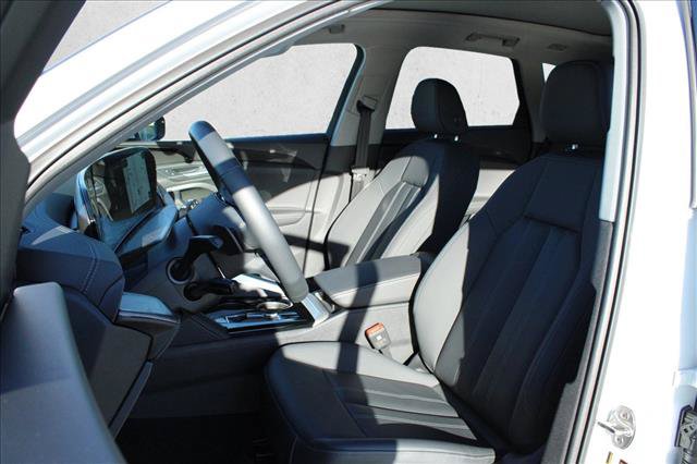 Certified 2025 Audi Q5 Premium w/ Convenience Package AWD/4WD image 18