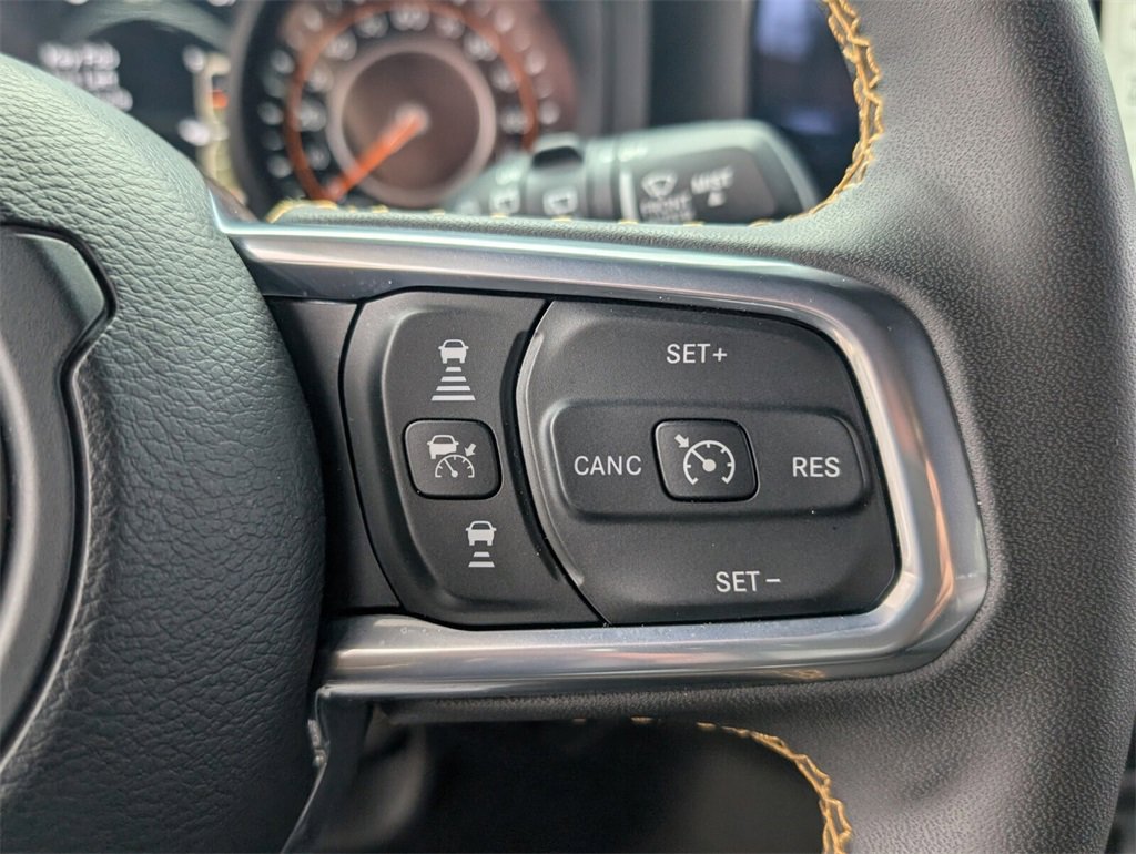 Certified 2024 Jeep Wrangler Sahara w/ Technology Group image 26