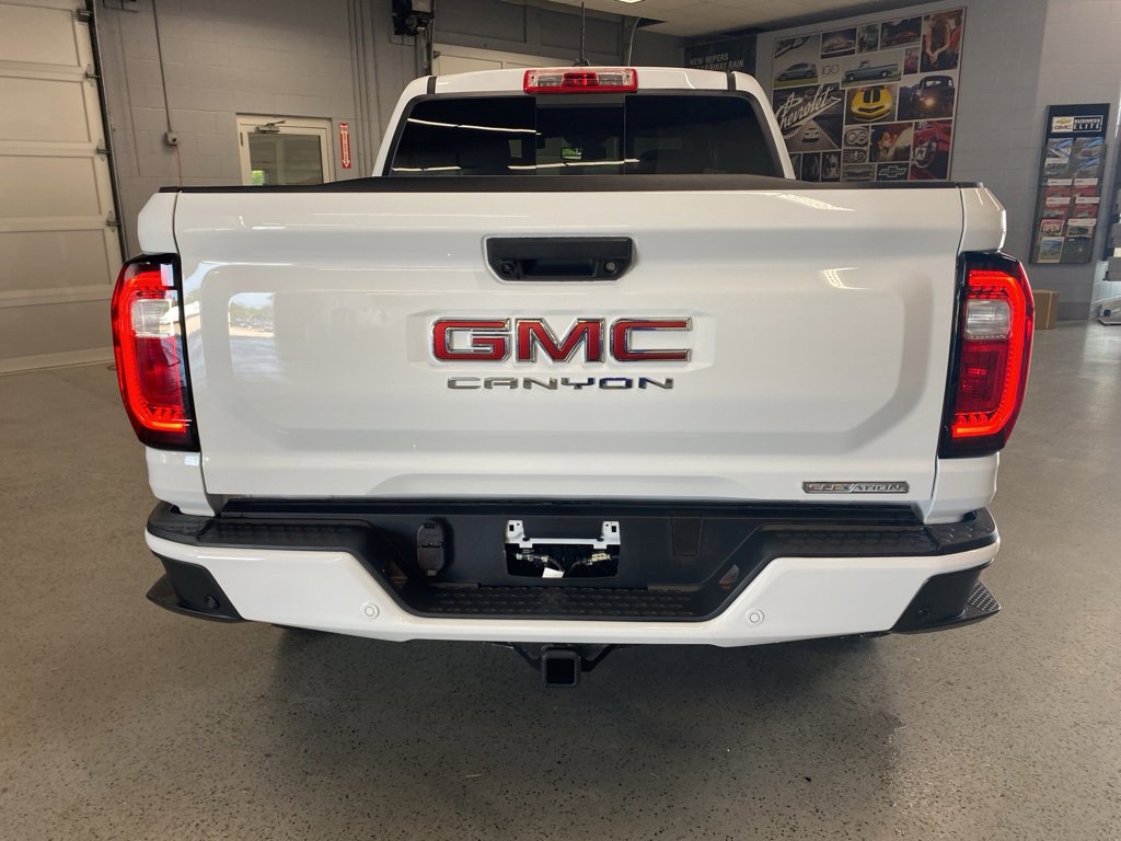 New 2025 GMC Canyon Elevation w/ Convenience Package image 6