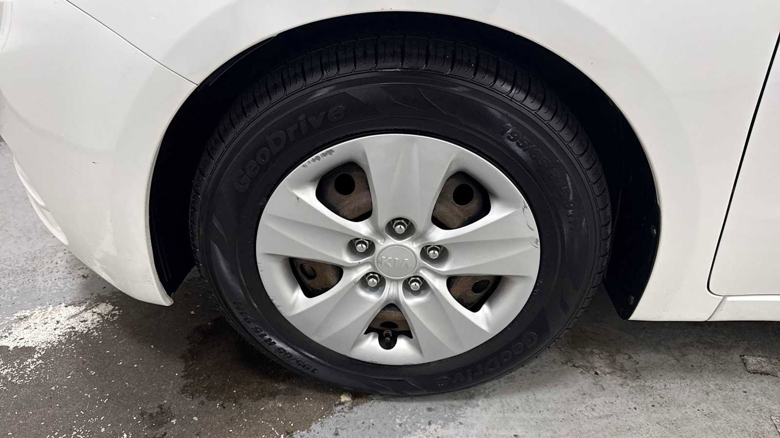 Used 2016 Kia Forte LX image 10