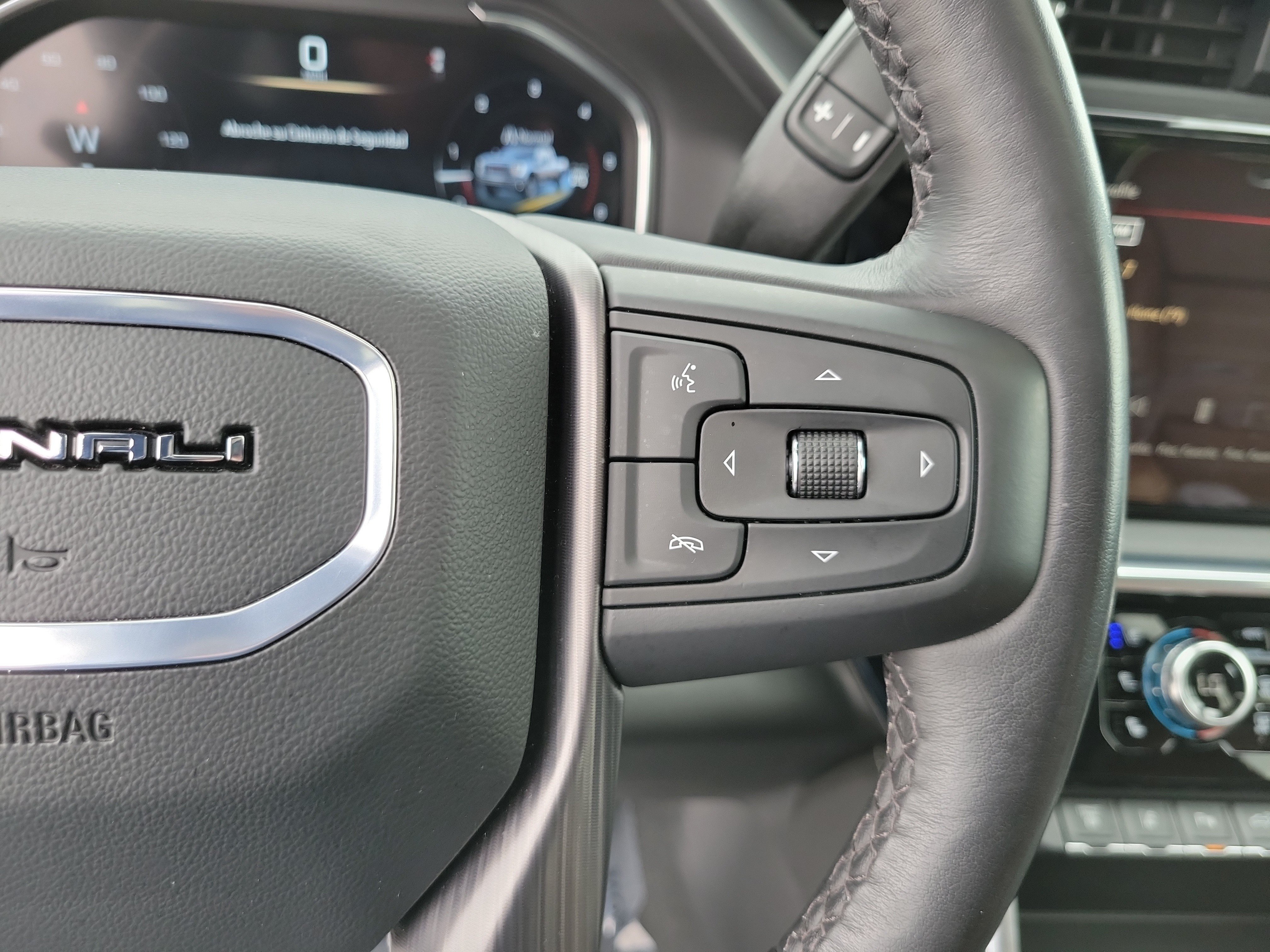 Used 2025 GMC Sierra 2500 Denali Ultimate AWD/4WD image 23