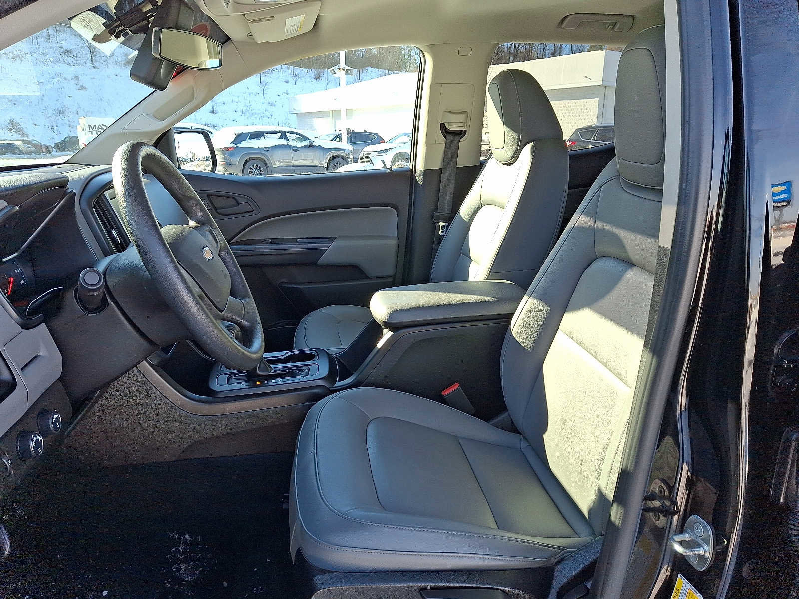 Used 2018 Chevrolet Colorado W/T image 13