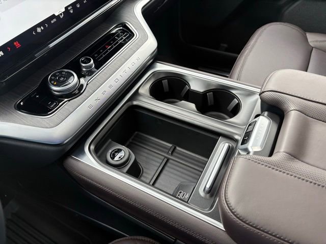 New 2026 Ford Expedition Platinum w/ Platinum Ultimate Package image 23