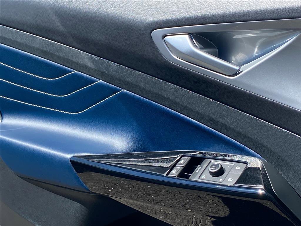 Certified 2024 Volkswagen ID.4 S image 19