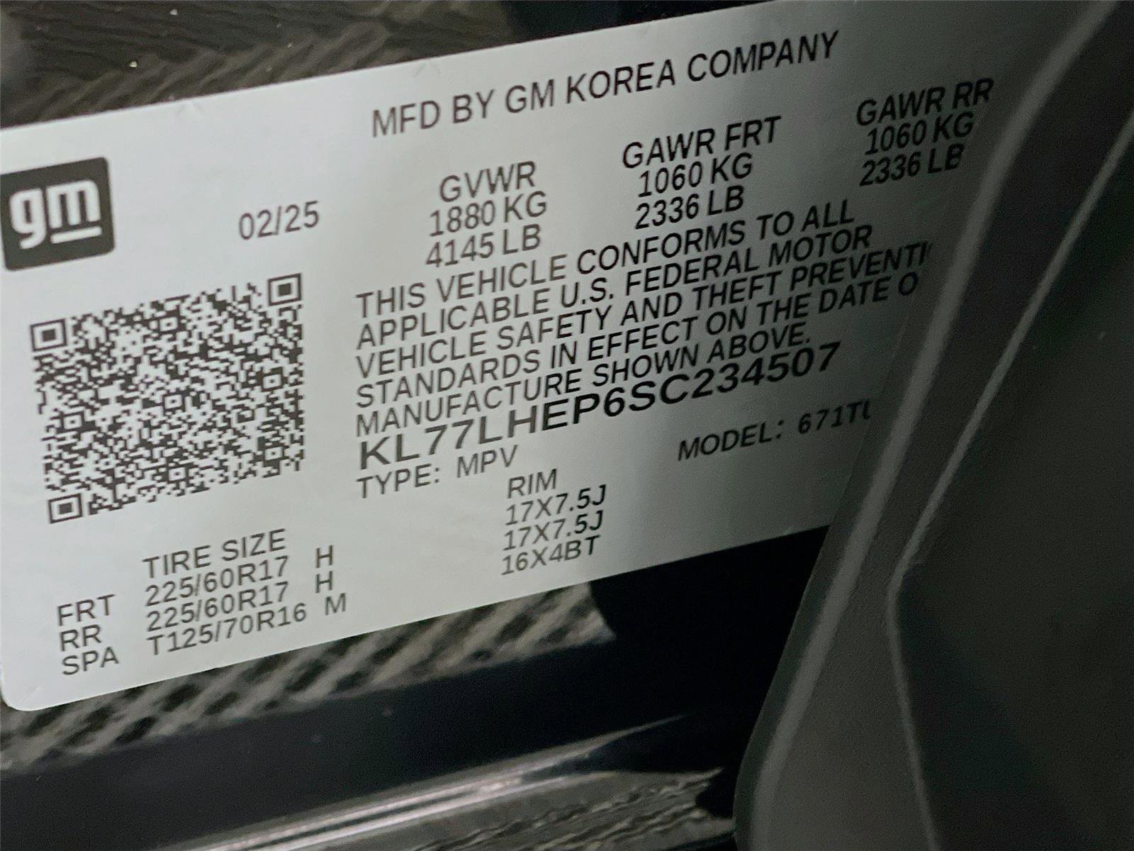 Used 2025 Chevrolet Trax LT w/ LT Convenience Package image 33