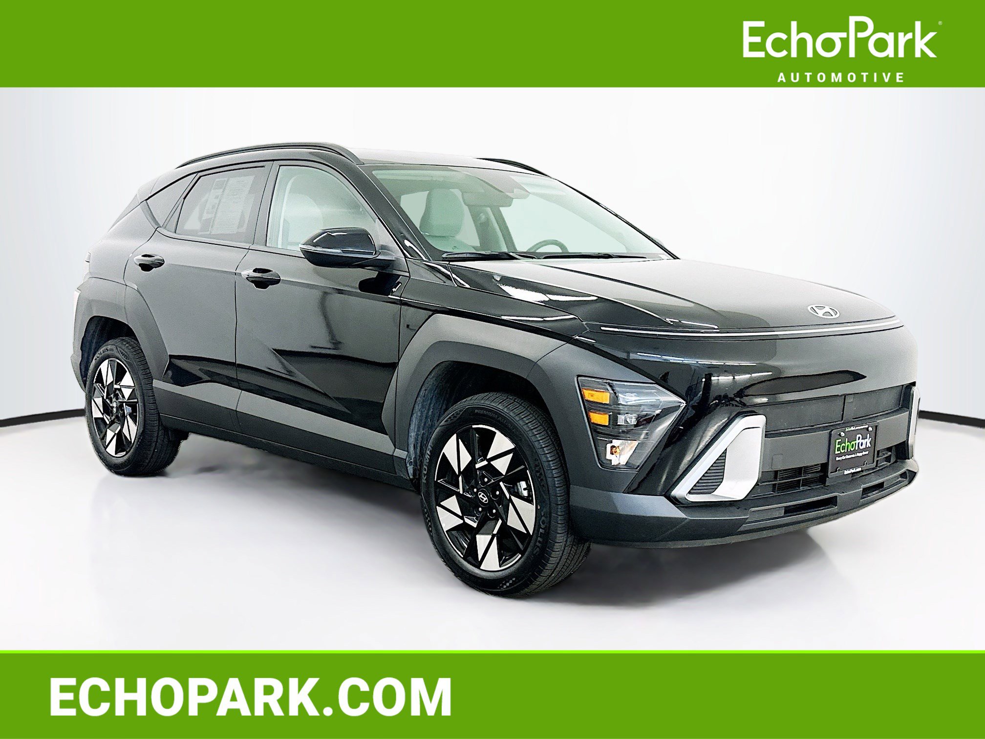 Used 2025 Hyundai Kona SEL image 1