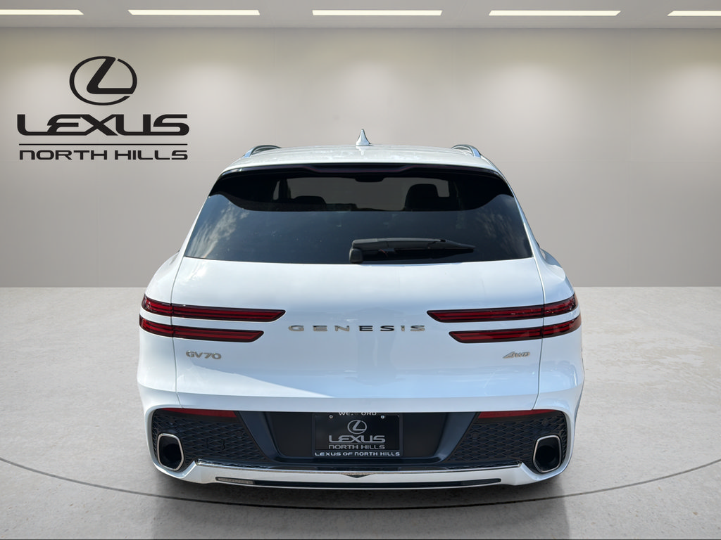 Used 2023 Genesis GV70 2.5T AWD/4WD image 7