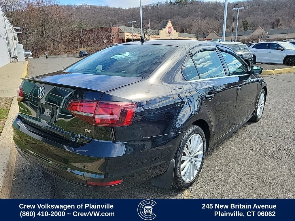Used 2016 Volkswagen Jetta SEL w/ Lighting Package image 3