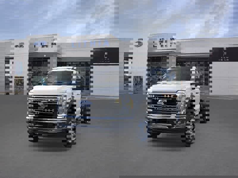 New 2026 Ford F450 2WD Regular Cab Super Duty image 2