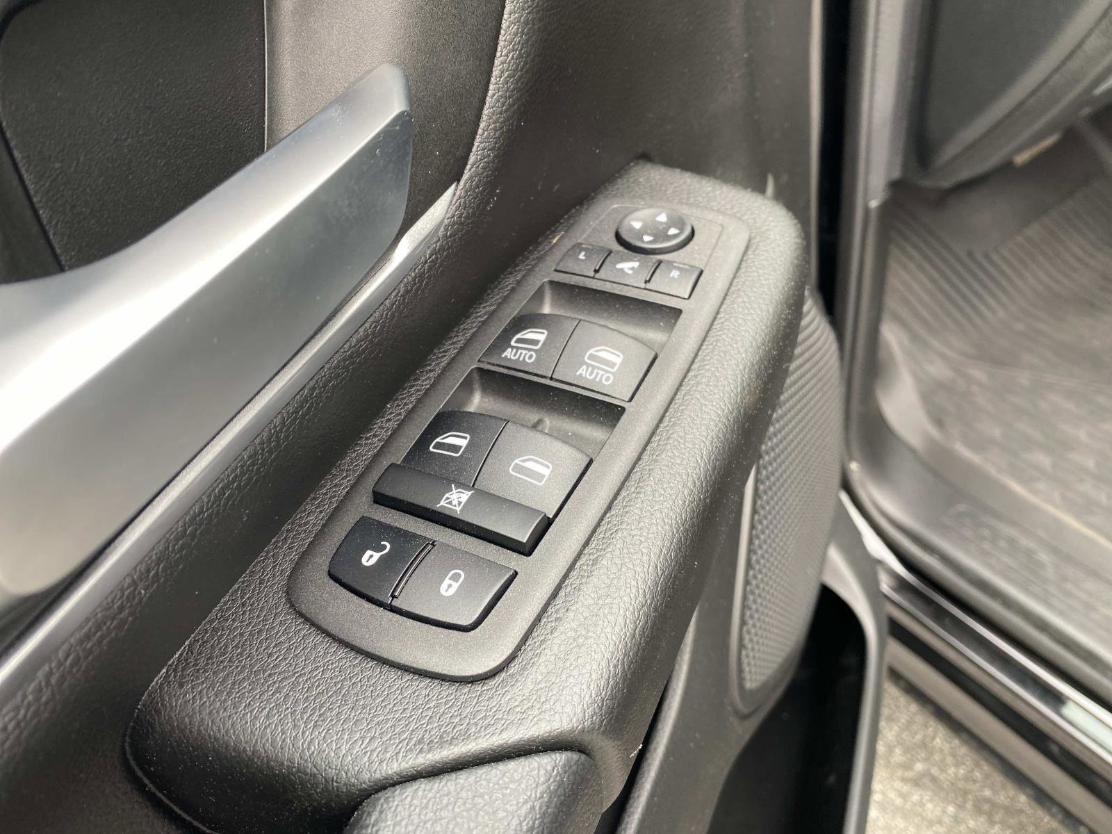 Used 2023 RAM 1500 Big Horn AWD/4WD image 23