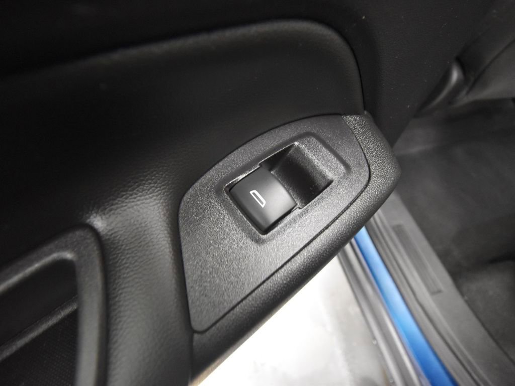 Used 2019 Chevrolet Equinox LT image 10