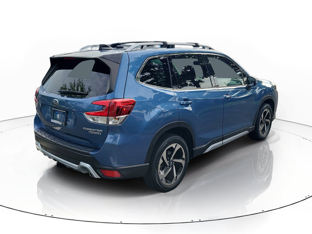 Used 2024 Subaru Forester Touring AWD/4WD image 2