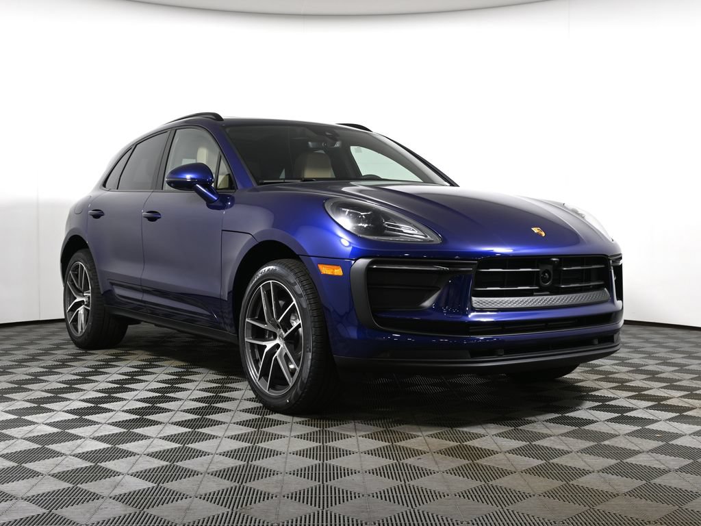 New 2026 Porsche Macan AWD/4WD image 9