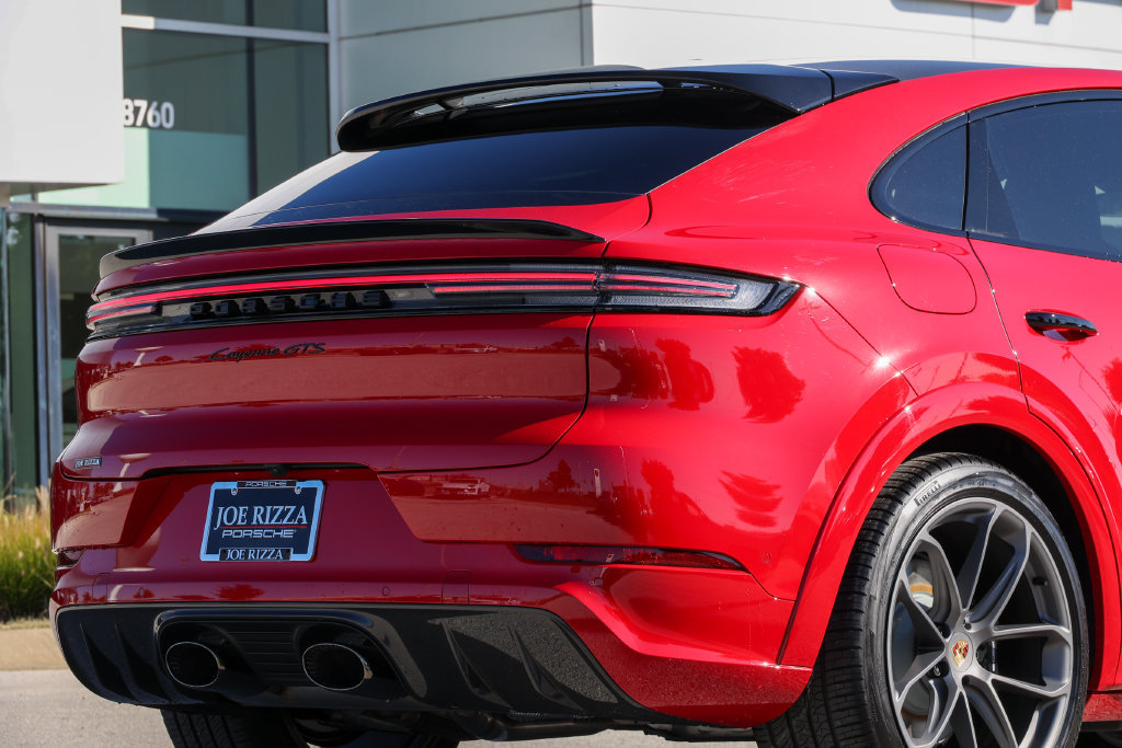 New 2026 Porsche Cayenne GTS AWD/4WD image 13