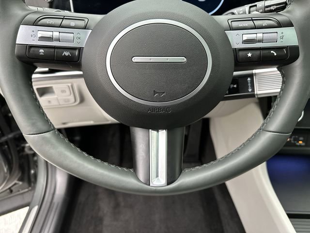 Certified 2025 Hyundai Tucson Limited image 14