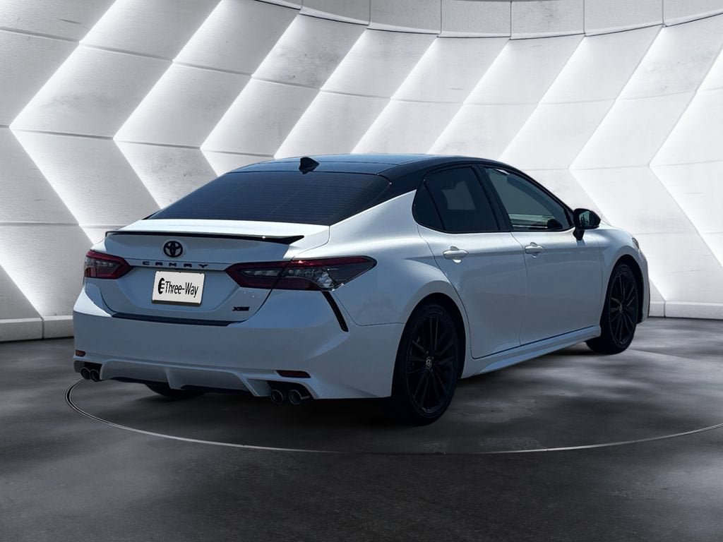 Used 2022 Toyota Camry XSE w/ Carpet Mat Package (TMS) FWD image 5