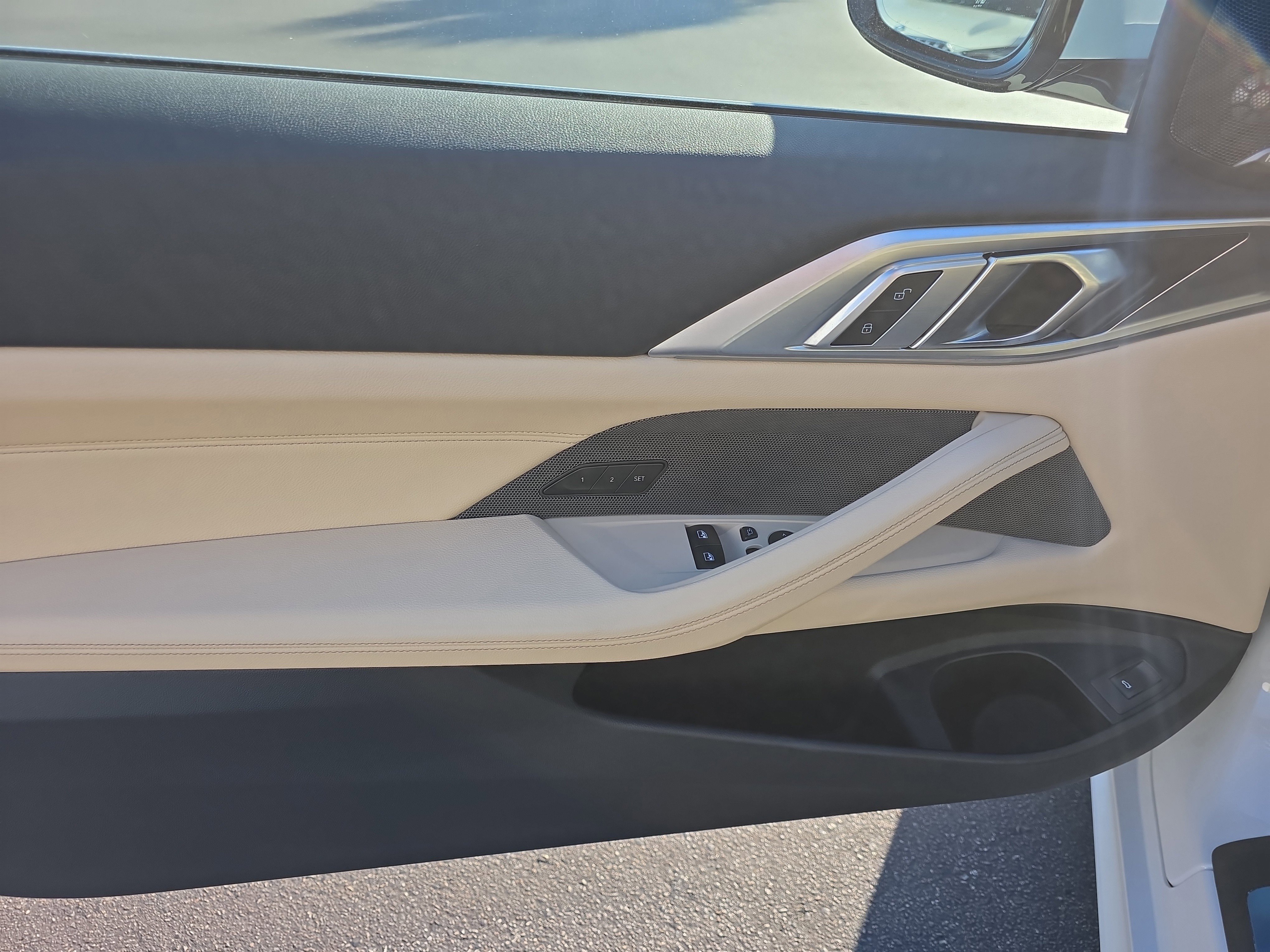 Used 2025 BMW 430i Coupe w/ Premium Package image 13