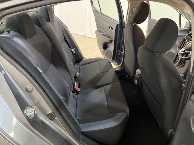 Used 2023 Nissan Versa SV image 13