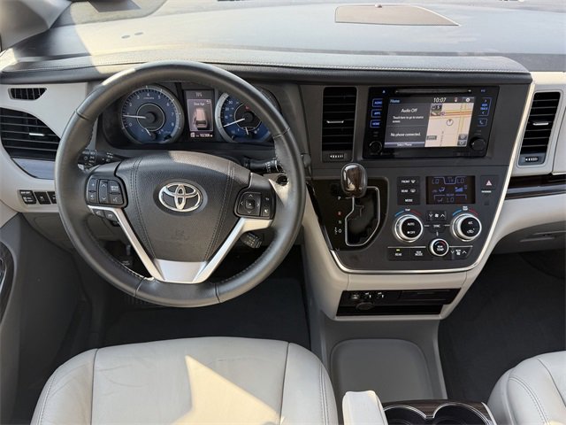 Used 2016 Toyota Sienna XLE w/ XLE Navigation Package image 10