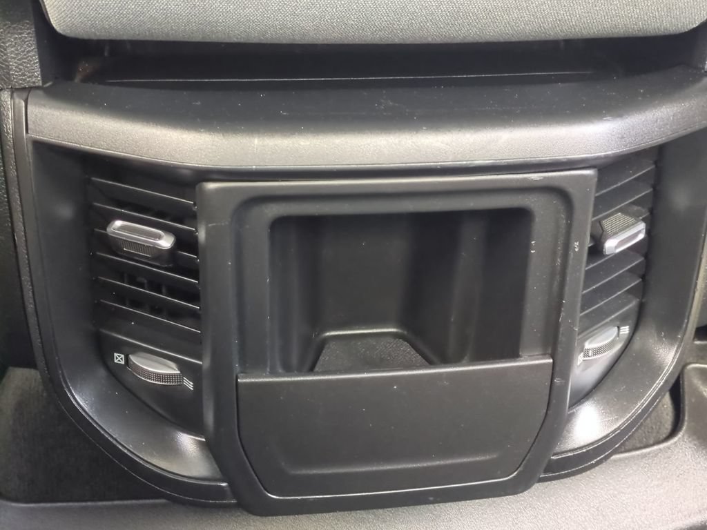 Used 2022 RAM 1500 Big Horn AWD/4WD image 16