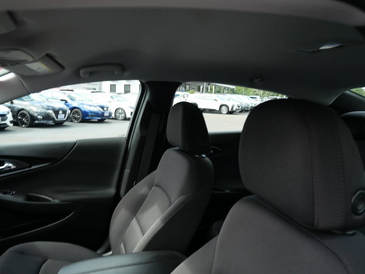Used 2022 Chevrolet Malibu LT FWD image 11