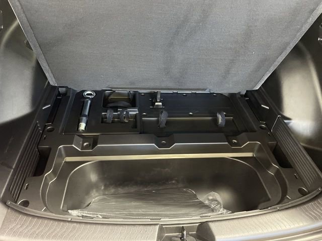 Used 2024 Chevrolet Equinox EV RS image 26