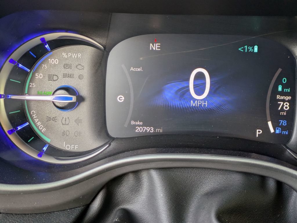 Used 2025 Chrysler Pacifica Select FWD image 32