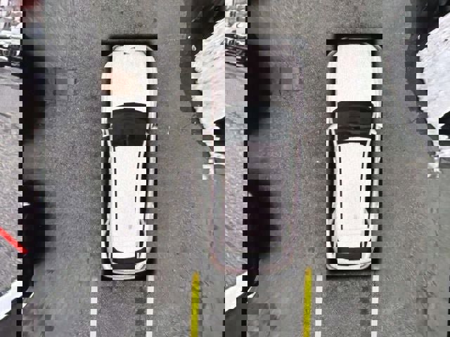 Used 2023 Genesis GV70 2.5T w/ Sport Prestige Package image 32