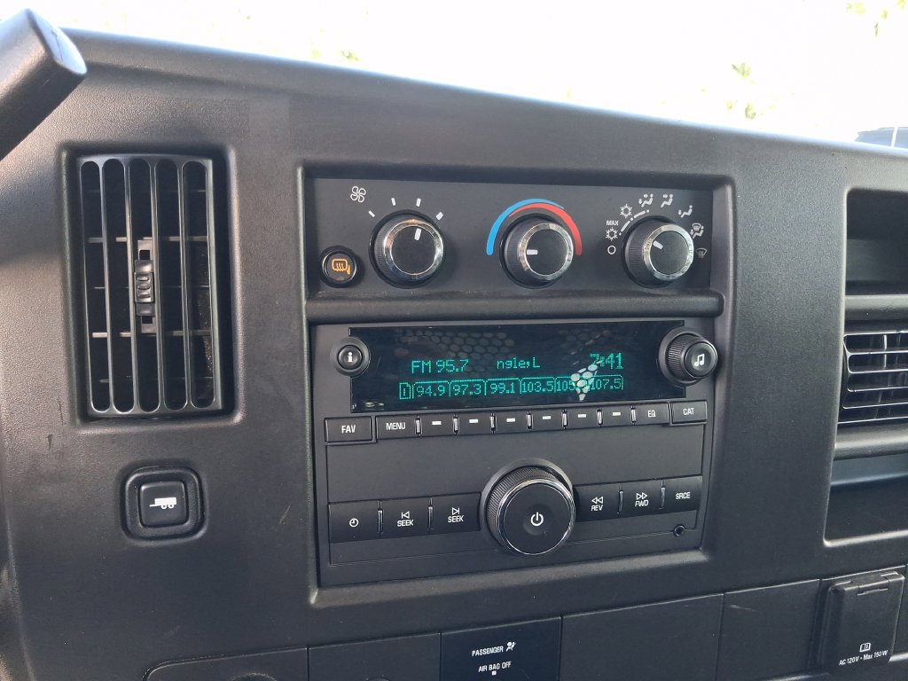 Used 2025 Chevrolet Express 2500 w/ Driver Convenience Package RWD image 20