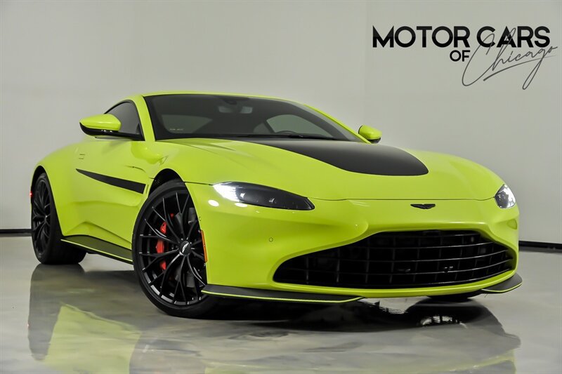 Used 2023 Aston Martin V8 Vantage Coupe RWD image 1