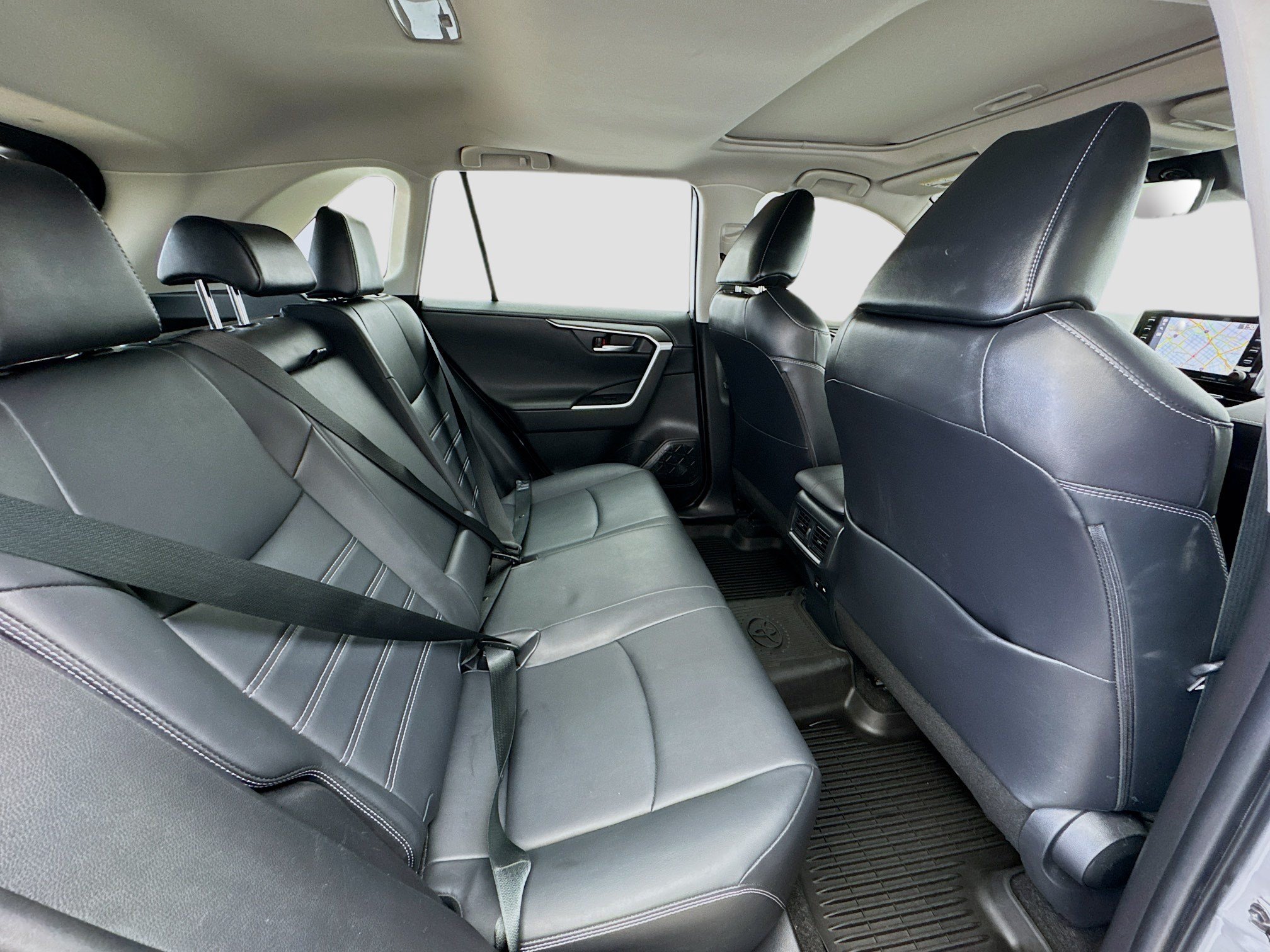 Used 2021 Toyota RAV4 Limited w/ Carpet Mat Package (TMS) FWD image 19