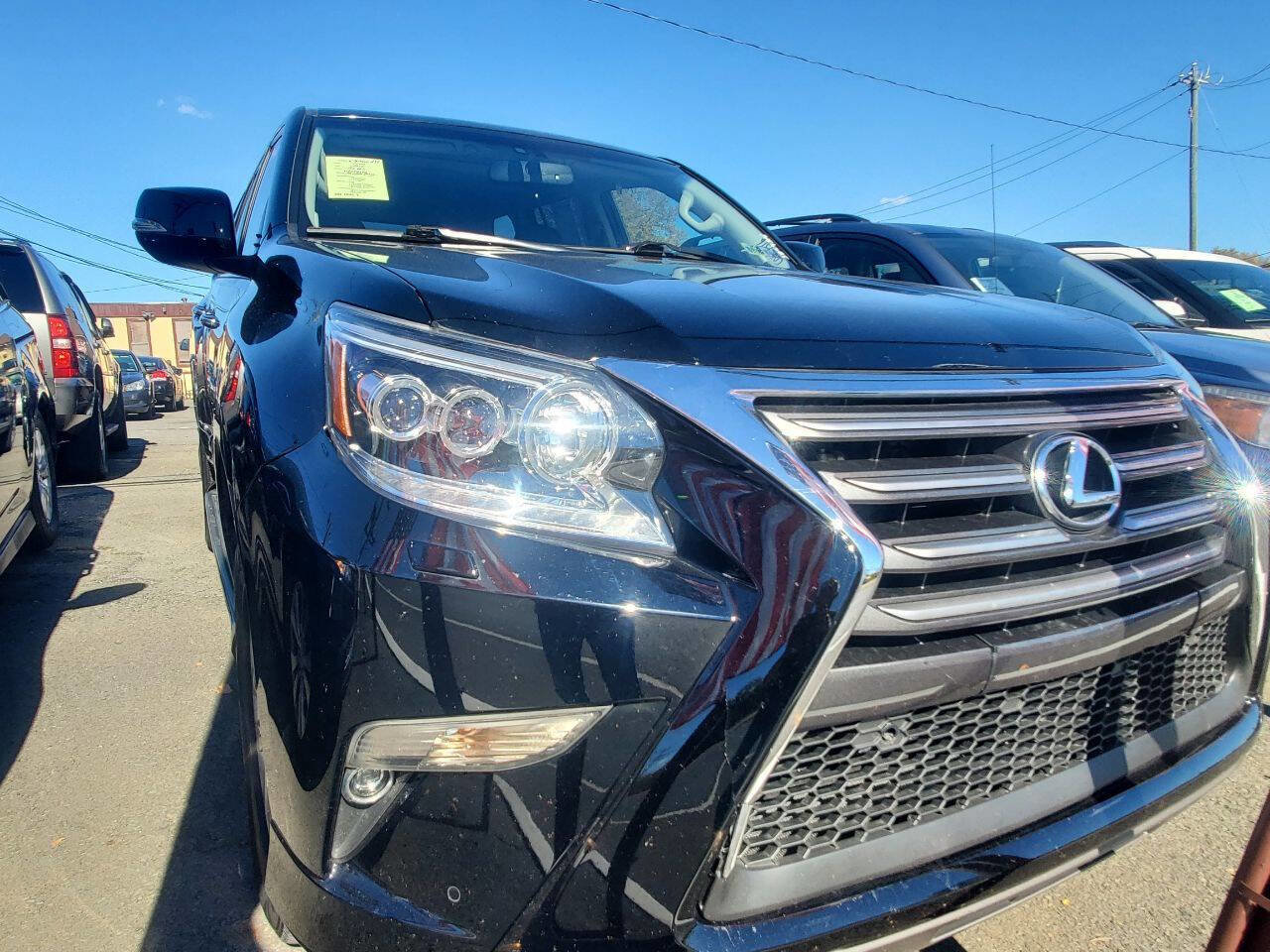 Used 2015 Lexus GX 460 image 3