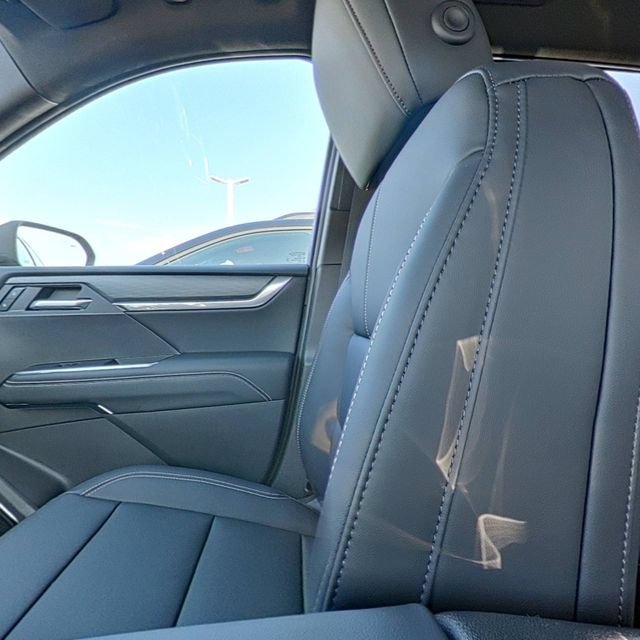 New 2026 GMC Acadia Elevation w/ Elevation Premium Package FWD image 33