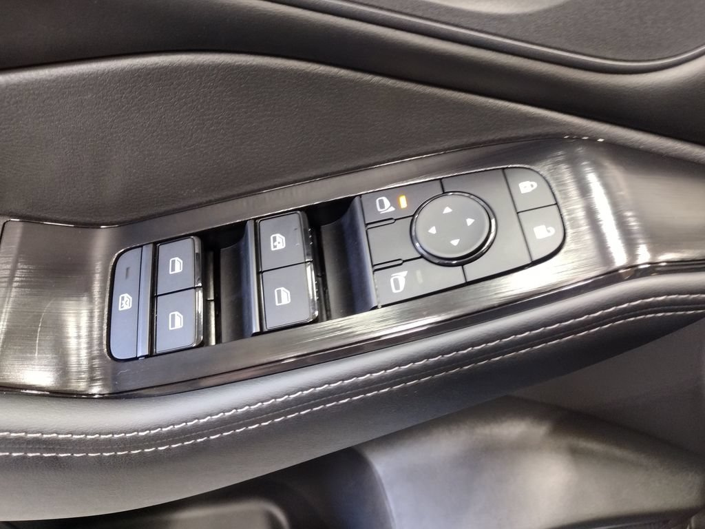 Used 2026 Nissan Rogue SV w/ Cold Weather Package AWD/4WD image 20