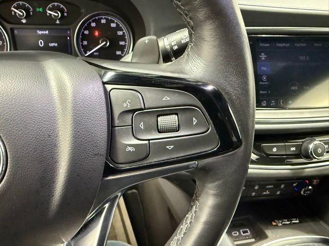 Certified 2024 Buick Enclave Essence image 17