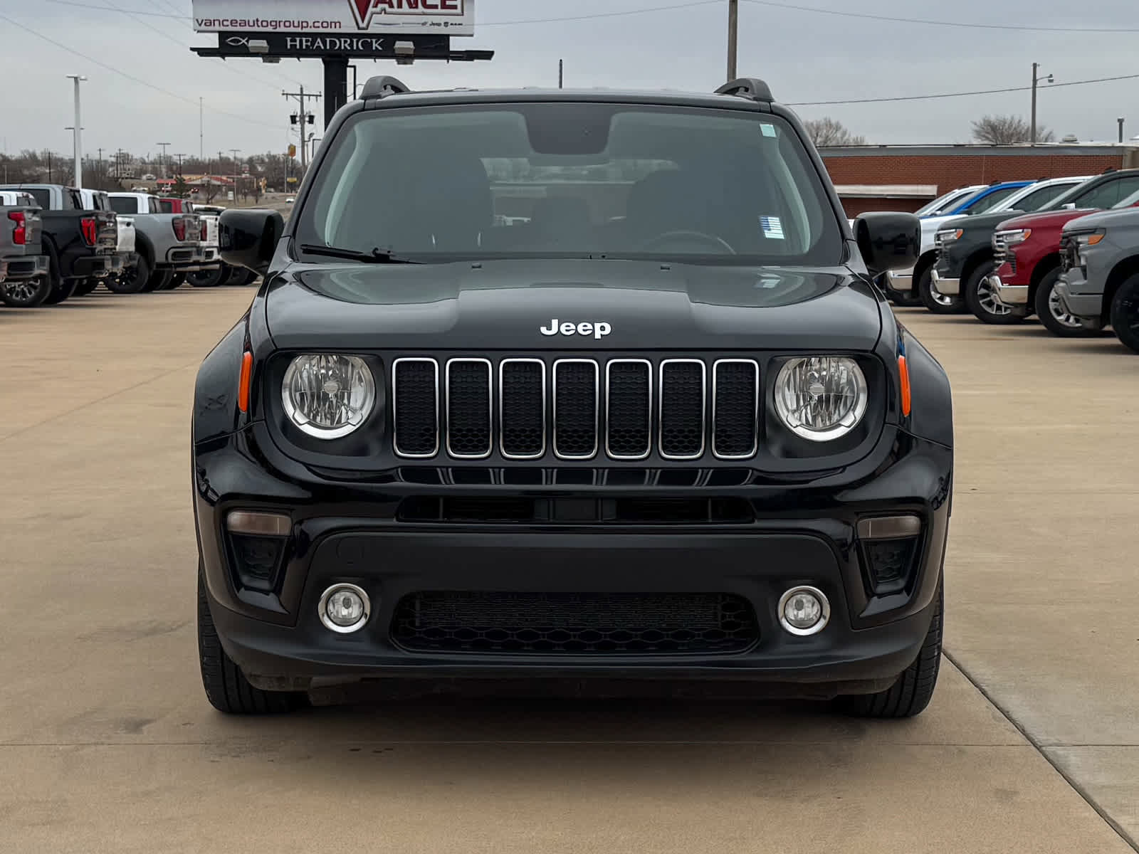 Used 2020 Jeep Renegade Latitude image 2