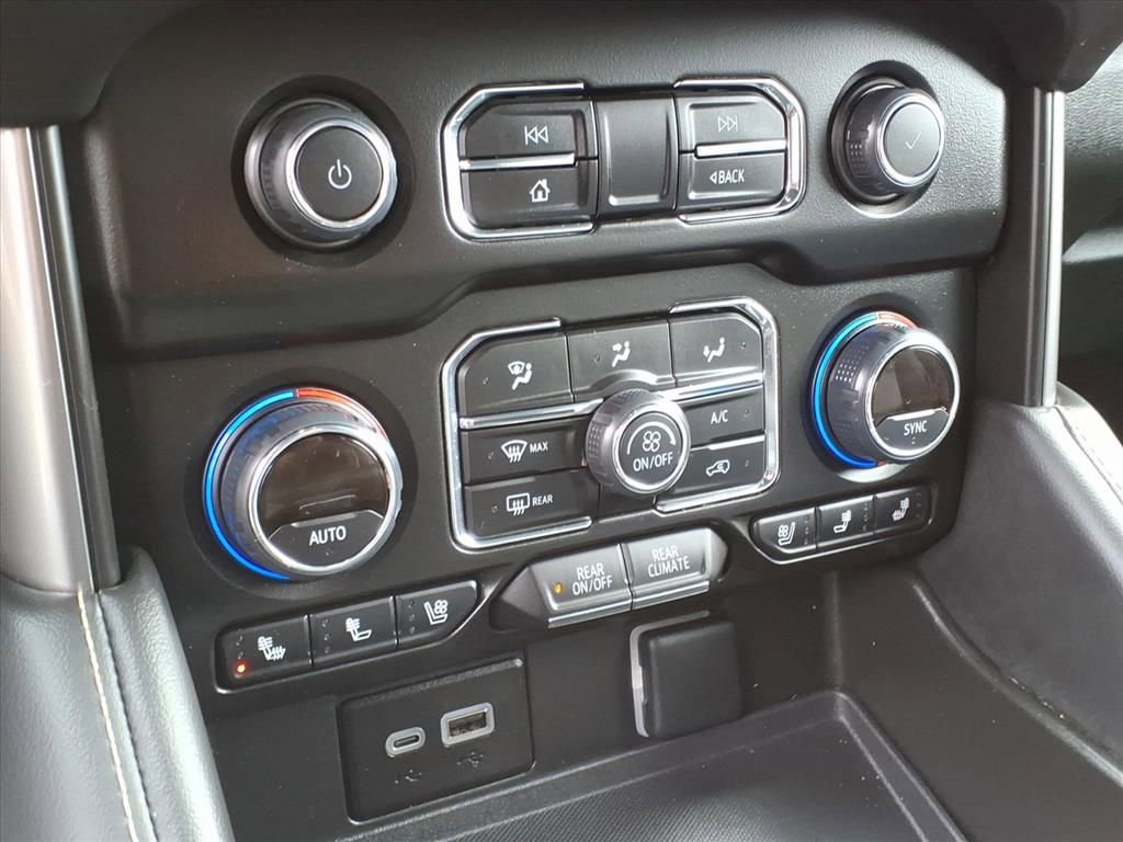 Used 2024 Chevrolet Tahoe Premier image 25