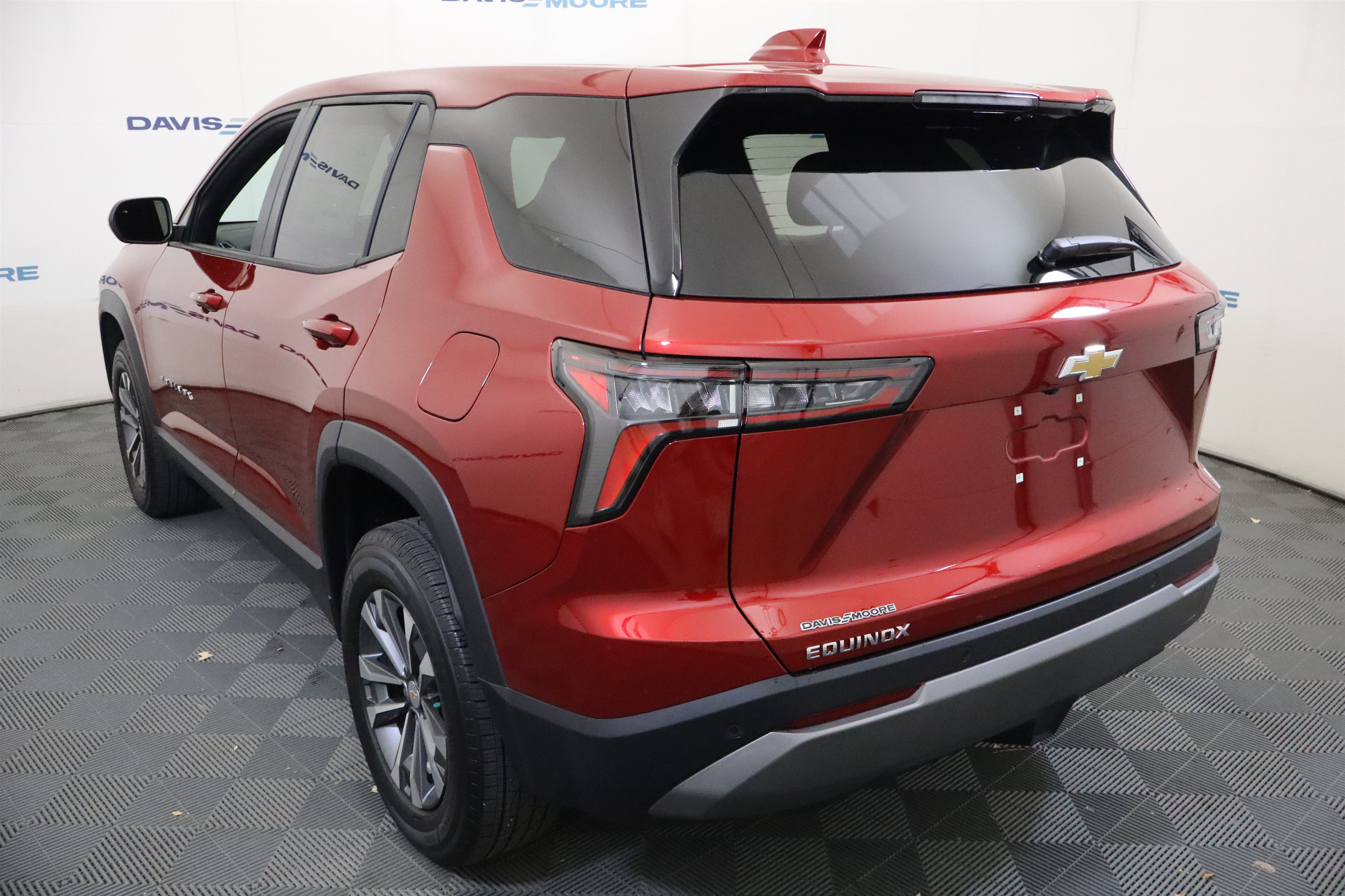 New 2027 Chevrolet Equinox LT FWD image 10