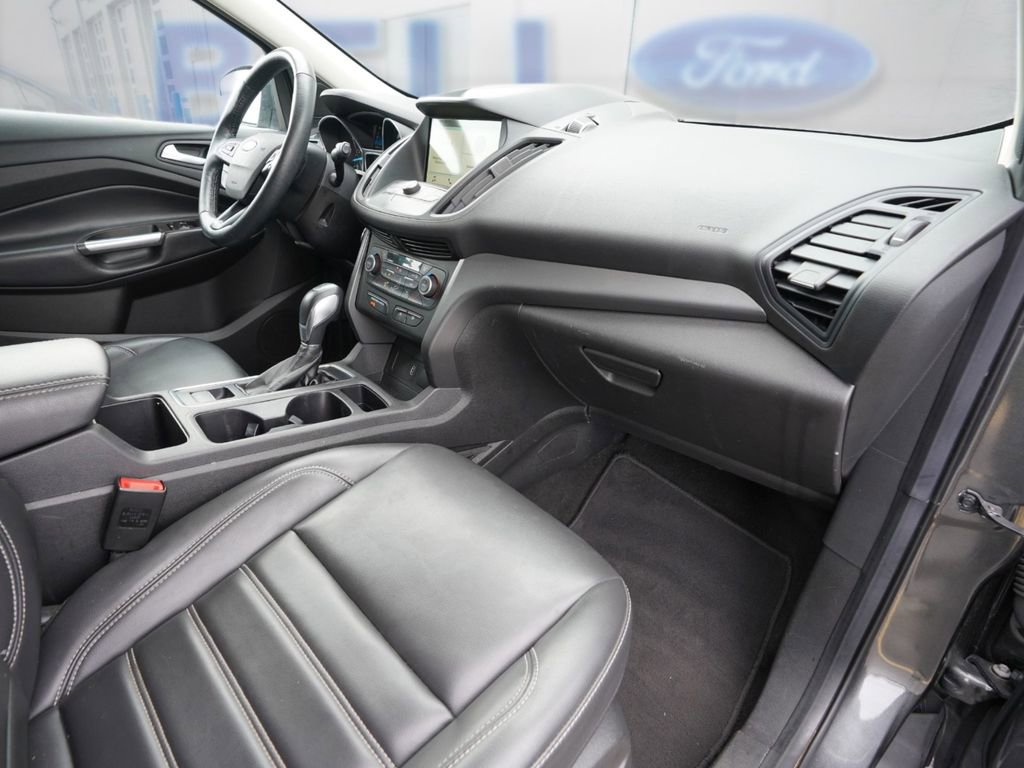 Used 2019 Ford Escape SEL image 24