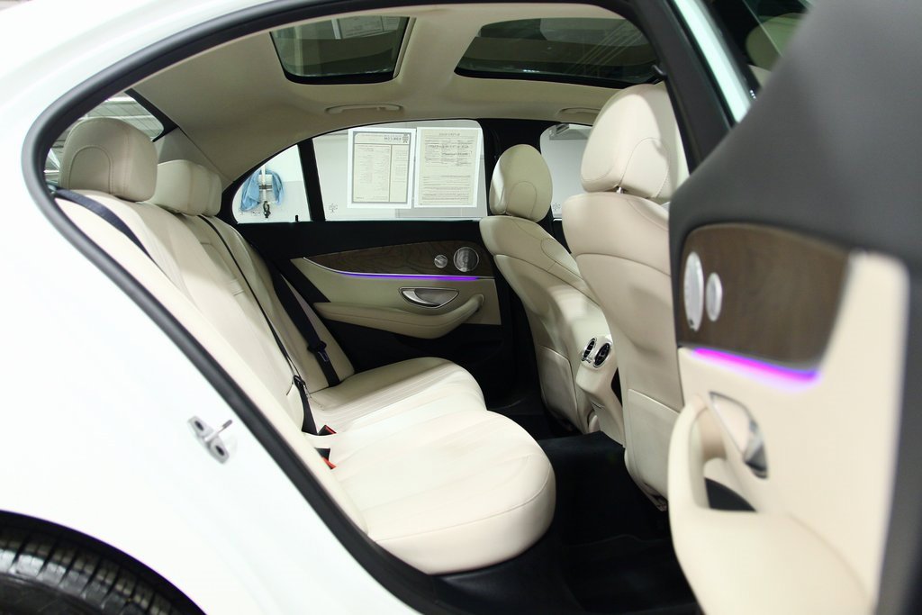 Used 2020 Mercedes-Benz E 350 4MATIC Sedan image 26