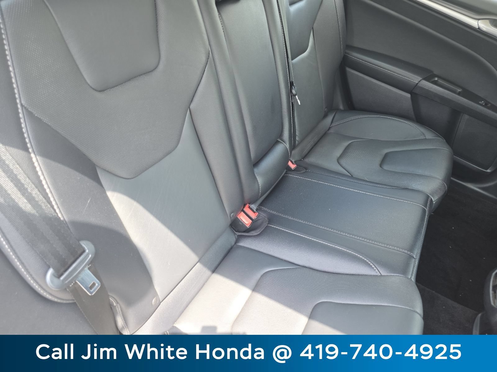 Used 2017 Ford Fusion Energi Titanium FWD image 19