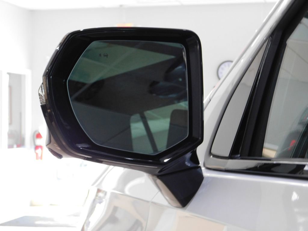 Used 2026 Cadillac Escalade V AWD/4WD image 23